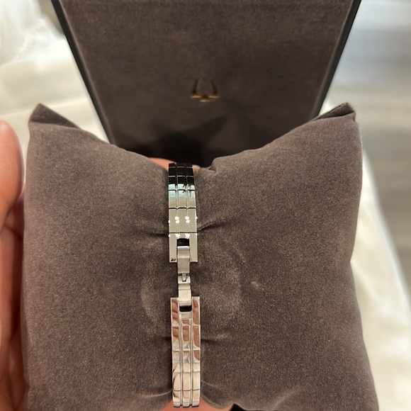 Bulova Rhapsody black dial watch, with 8 diamonds! New! - Picture 5 of 6